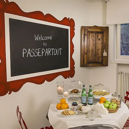 Passepartout