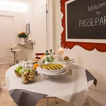 Passepartout *